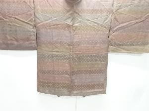 横段に花唐草模様織出し羽織